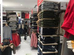 -优衣库(广州天河领展广场店)