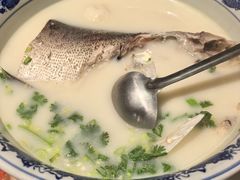 -南京金牛湖巨碗鱼头
