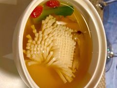 林芝鲜松茸響螺豆花汤-鱼桥巷·美学川菜