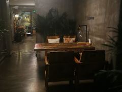 -HIGH FIVE哈福手工汉堡(桂林路店)