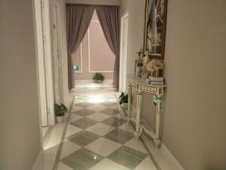 -蕾蕾美颜美容美体