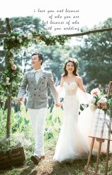 -雪中彩影婚纱摄影·微光艺术中心