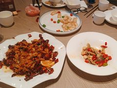 -艳阳天·非遗楚菜(武汉客厅店)