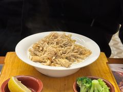 -MADO冰淇淋咖啡馆(淘金店)