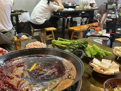 -黄潇洒老火锅(九眼桥宏济巷店)