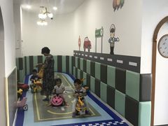 -澳洲袋鼠早教(金辉环球广场店)