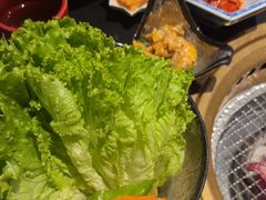 -山川小町·极番烧肉(新地假日广场店)