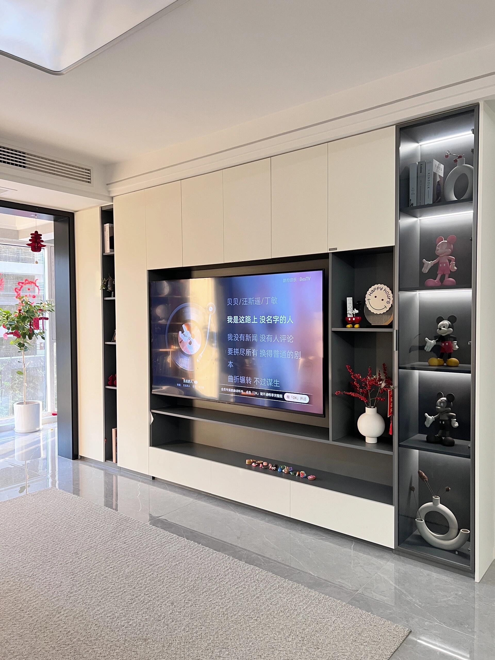 这样的电视柜,收纳极强