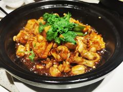 蒜香牛蛙煲-阿莉餐厅(枣阳路店)