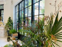 -Fridi Patisserie Cafe