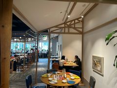 -渝信川菜 · 川味家常菜(财富购物中心店)