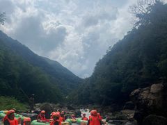 -虎啸峡漂流