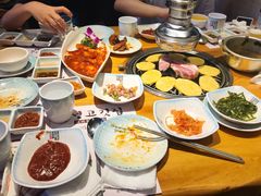 -唯成•韩国炭火烤肉 유성고기