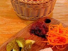 -羽深肉铺 Steak & Wine