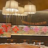 这家店的羊肉泡馍真是让我惊喜不已！
