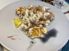 芥香虾球-东方之珠海鲜酒楼(南开店)