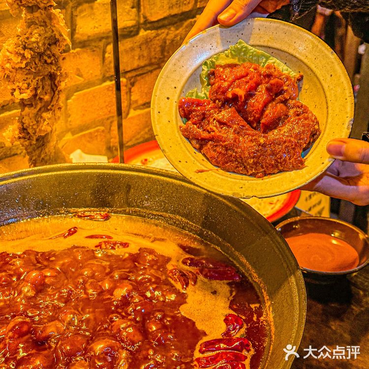 太原｜院子里吃辣火锅🔥也太有过年的氛围啦！