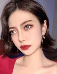 -变画·发型STUDIO