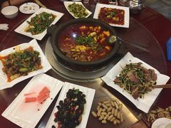 -石锅鱼府(二分店)