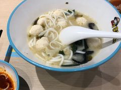 -灵芝妹子海鲜米线(凯德和平广场店)