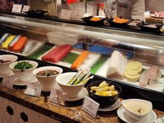 三文鱼-广州中心皇冠假日酒店-环市食坊·海鲜自助餐厅