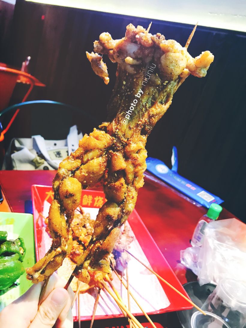 拔草超级大肌肉健美蛙