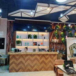 -PE SALON