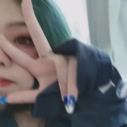 -一笔绣狂草美甲坊