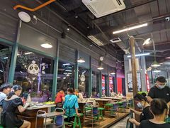 大堂-憨铁匠老火锅(龙岗万科里店)