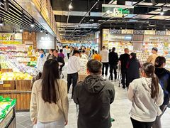 -胖东来生活广场(健康路店)