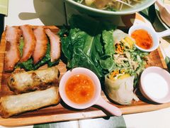 -越弥越南传统美食馆