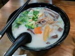 -鸭小妹鸭血粉丝(老门东店)
