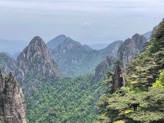 -黄山光明顶山庄