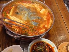 -亮欢寨酸汤鱼(沙冲路店)