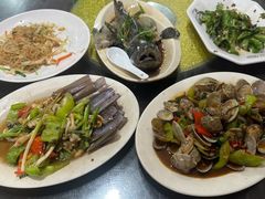-岛中岛·海鲜大排档·万宁老字号(东澳店)