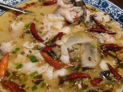 老坛酸菜鲩鱼-缪氏川菜(深圳北站缤果空间店)