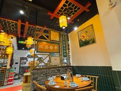 -钟掌勺忘不了地道湘菜(新天地假日广场店)