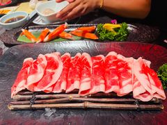 精选肥牛-捞王猪肚鸡火锅(金华义乌之心店)