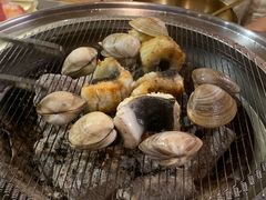 -围炉肉舍丹东海鲜烤肉·烤活鳗(步行街店)