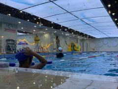 -嘻游纪儿童游泳课程中心(红博中央公园店)