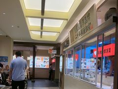 -阿瓦山寨·湘菜现炒·剁椒鱼头王(咸阳总店)