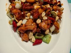 宫保鸡丁-向外鱼乐·土菜·虹鳟鱼