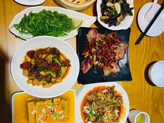 -隔壁老王·家常云南菜(花巷店)