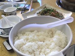 -东巴谷野生菌火锅餐厅