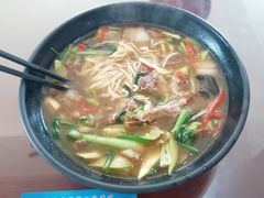 拆骨面-周三包子(承德路店)