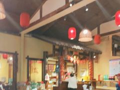 -富正毅三下锅·湘西韵味(天门山索道店)