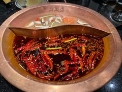 -山城鼎重庆老火锅(西安钟楼店)