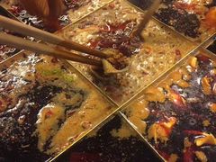 -岗上渣渣老火锅(两路口店)