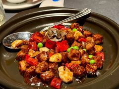 砂锅黑松露牛肉粒-肆月河豚·淮扬菜·湘菜(华天店)