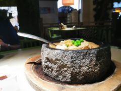 石锅沃豆腐-桂满陇-十里风荷(合生汇店)